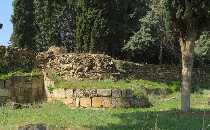 Anjar walls with circular towers