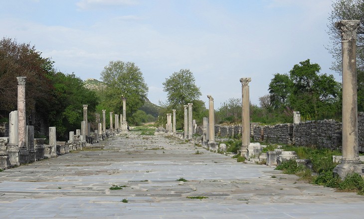 Via Arcadiana (closed to the public in April 2015)