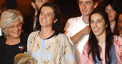 Simona Torretta and Simona Pari are back!