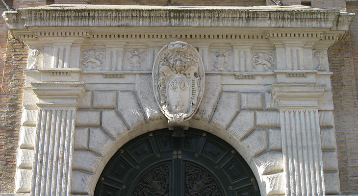 Detail of the portal