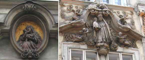 Madonna and child in Hochholzorhof and in Sonnenfelsgasse 3