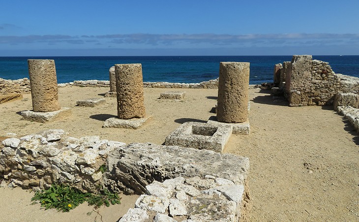 House with a peristyle
